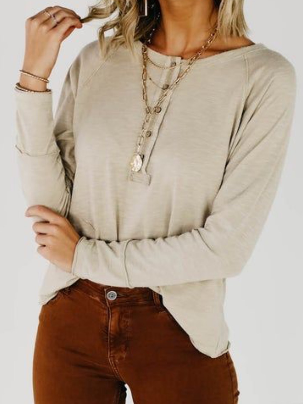 Mod Boutique In Loom Light Beige Shabby Long Sleeve Raglan Henley Top Layering